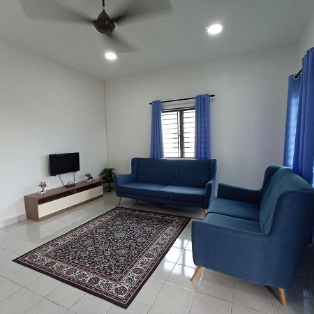 Aisya Homestay Bajet Karak Setia מראה חיצוני תמונה